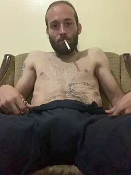 Snapshot of J3sus721 chatting on 10/07/25, 05:08 J3sus721 online show from 10/07/25, 05:08