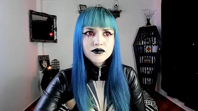 Snapshot of DimmuandDarkness chatting on 10/04/25, 04:47 DimmuandDarkness online show from 10/04/25, 04:47