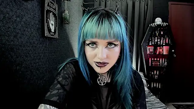 Snapshot of DimmuandDarkness chatting on 03/07/25, 02:01 DimmuandDarkness online show from 03/07/25, 02:01