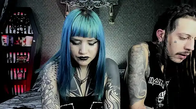 Snapshot of DimmuandDarkness chatting on 01/28/25, 05:54 DimmuandDarkness online show from 01/28/25, 05:54