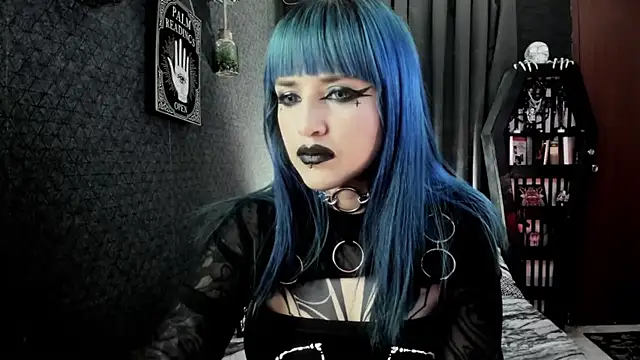 Snapshot of DimmuandDarkness chatting on 03/21/25, 02:39 DimmuandDarkness online show from 03/21/25, 02:39