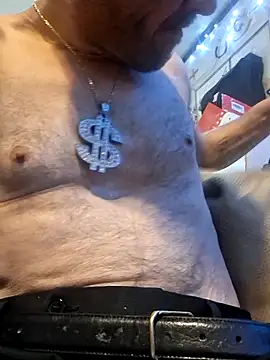 Snapshot of gettinit2wice chatting on 12/02/25, 09:55 gettinit2wice online show from 12/02/25, 09:55