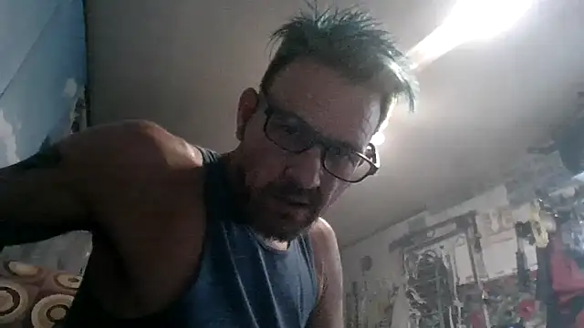 Snapshot of gettinit2wice chatting on 07/18/26, 10:29 gettinit2wice online show from 07/18/26, 10:29