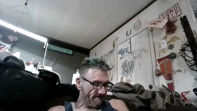 gettinit2wice online show from 10/18/25, 08:05