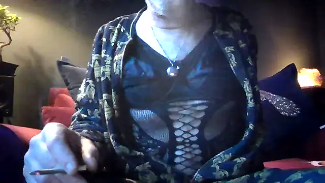Snapshot of biffboff123 chatting on 05/08/26, 07:28 biffboff123 online show from 05/08/26, 07:28