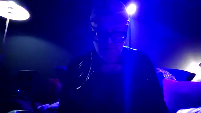 biffboff123 online show from 04/10/26, 11:45