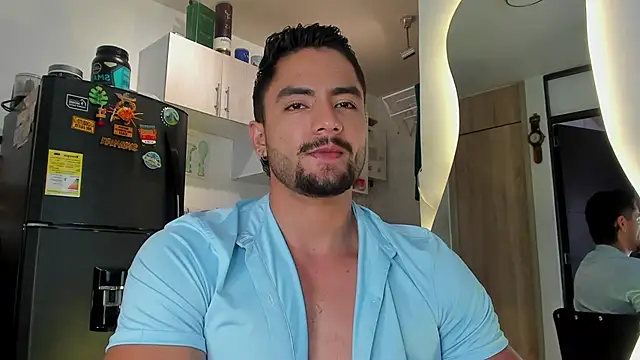 Snapshot of Jaxxon_ chatting on 03/18/25, 05:44 Jaxxon online show from 03/18/25, 05:44