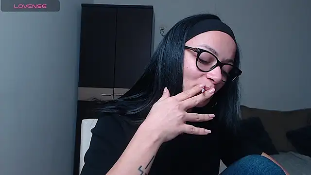 BabySerene online show from 04/06/26, 03:35