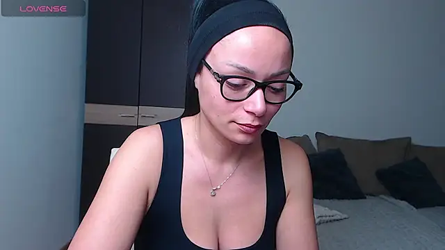 BabySerene online show from 04/08/26, 03:30