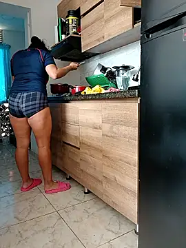 Snapshot of LEIRIS_Y_FRED_01 chatting on 01/09/26, 03:52 LEIRIS Y FRED 01 online show from 01/09/26, 03:52