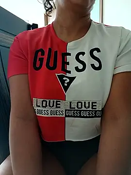 Snapshot of LEIRIS_Y_FRED_01 chatting on 12/04/25, 02:49 LEIRIS Y FRED 01 online show from 12/04/25, 02:49