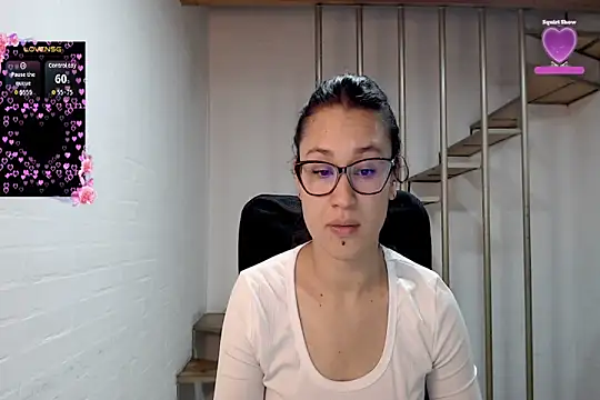 Snapshot of Jessie_Desire chatting on 02/23/26, 01:40 Jessie Desire online show from 02/23/26, 01:40