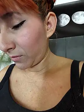 florecita9 online show from 01/15/26, 07:28