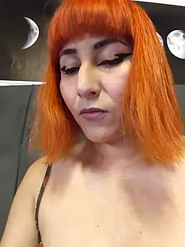 Snapshot of florecita9 chatting on 10/24/25, 05:23 florecita9 online show from 10/24/25, 05:23