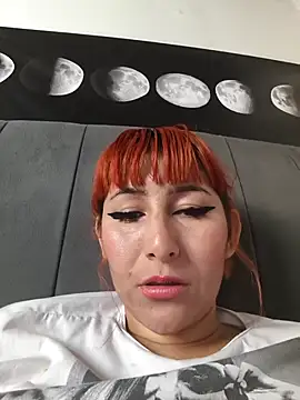 Snapshot of florecita9 chatting on 11/20/25, 05:35 florecita9 online show from 11/20/25, 05:35