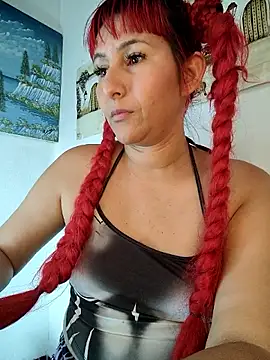 florecita9 online show from 05/31/26, 06:09