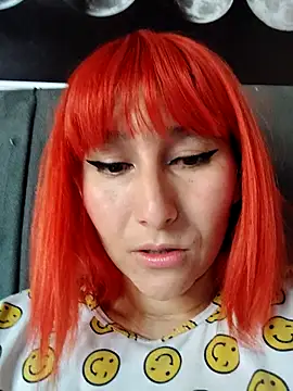 florecita9 online show from 02/05/26, 04:58