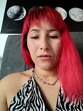 Snapshot of florecita9 chatting on 06/17/26, 05:23 florecita9 online show from 06/17/26, 05:23
