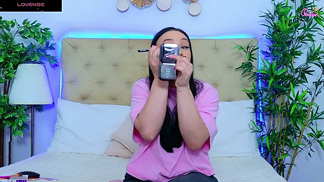 Snapshot of DaliyaArabian chatting on 05/07/26, 12:19 DaliyaArabian online show from 05/07/26, 12:19