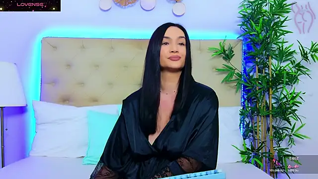 DaliyaArabian online show from 11/18/25, 12:52