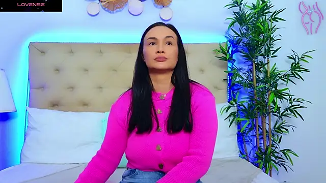 DaliyaArabian online show from 10/22/25, 12:04