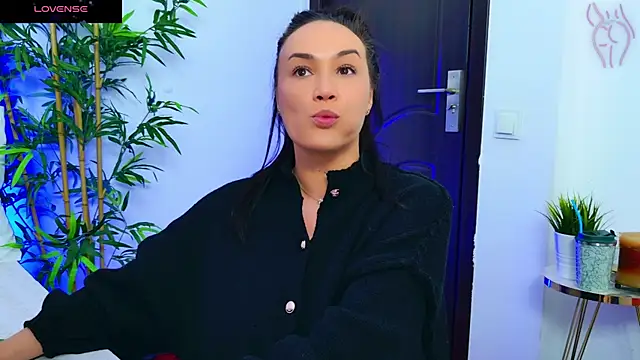 DaliyaArabian online show from 10/24/25, 05:39