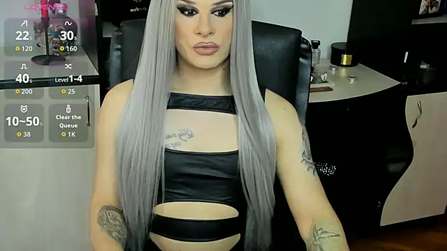 EvelynLexy online show from 05/17/26, 04:18