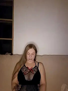 katiestevens online show from 11/08/25, 09:29