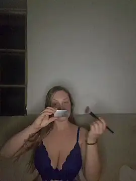 katiestevens online show from 12/22/25, 10:54