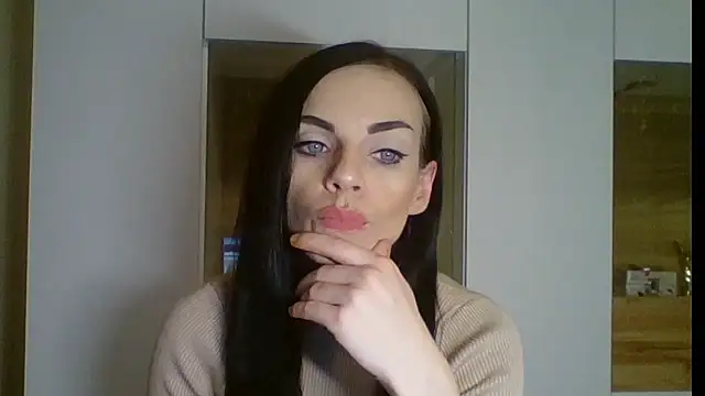 CassieSensual online show from 12/04/25, 07:35