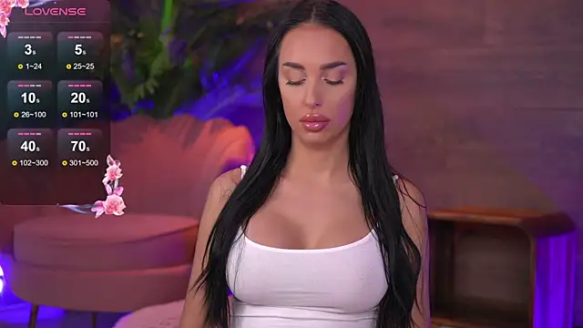 KairaAndrews online show from 10/10/25, 07:04