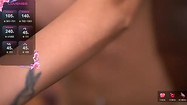 KairaAndrews online show from 11/29/25, 07:36