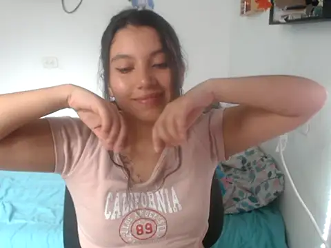 HannaKlein online show from 10/02/25, 06:00