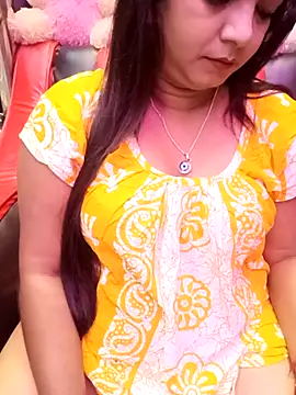 ella mariya online show from 10/17/25, 02:04