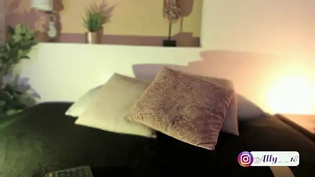 Ally addams online show from 10/10/25, 04:13