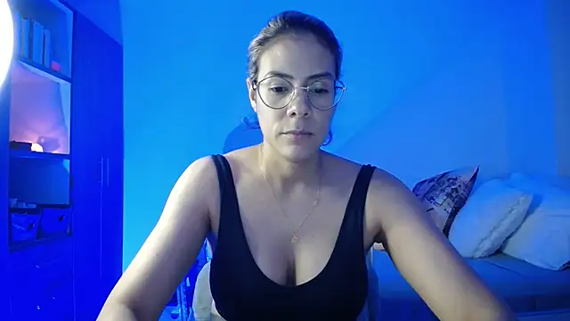 candydowson1 online show from 03/30/26, 11:28