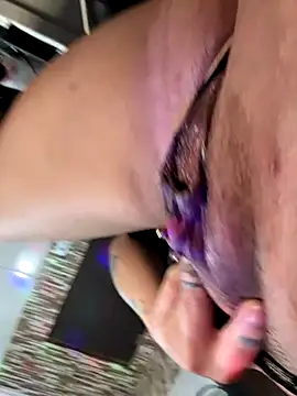 exquentadamay online show from 10/29/25, 07:29