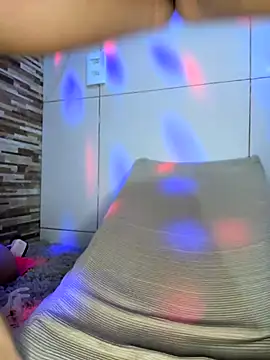 exquentadamay online show from 11/20/25, 02:29