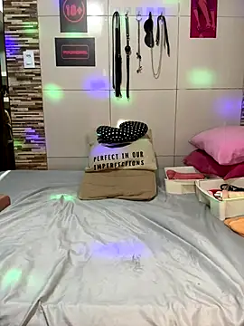 exquentadamay online show from 11/15/25, 01:53