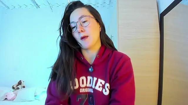 Elle Lee  online show from 02/12/26, 03:01