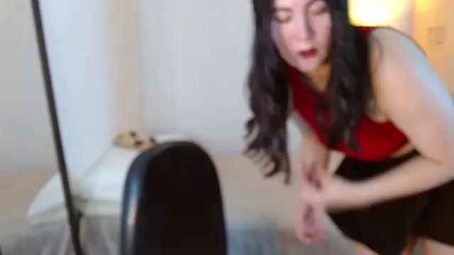 Elle Lee  online show from 03/13/26, 01:10