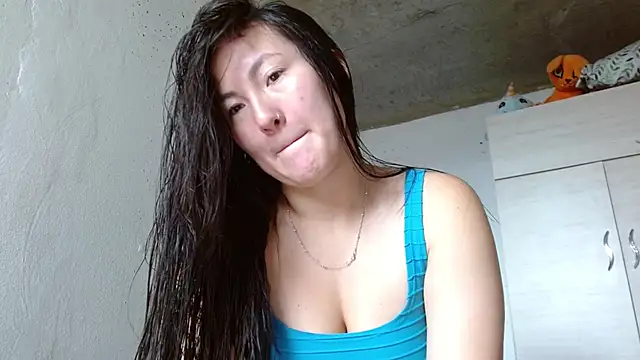 Elle Lee  online show from 07/08/26, 02:07