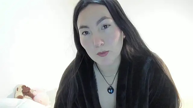 Elle Lee  online show from 09/25/25, 12:16