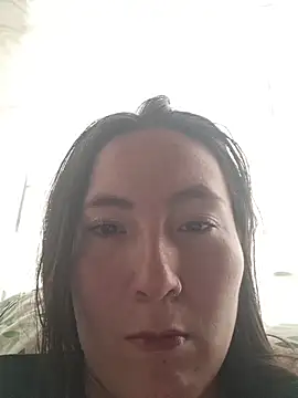 Elle Lee  online show from 04/15/26, 03:27