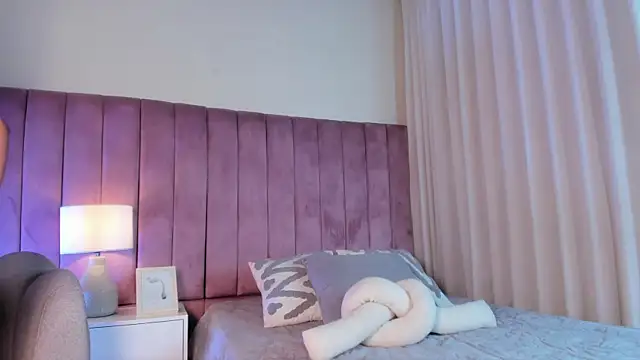 Elise Diamond online show from 04/09/26, 02:13