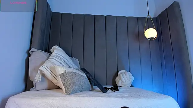 Elise Diamond online show from 03/10/26, 01:53