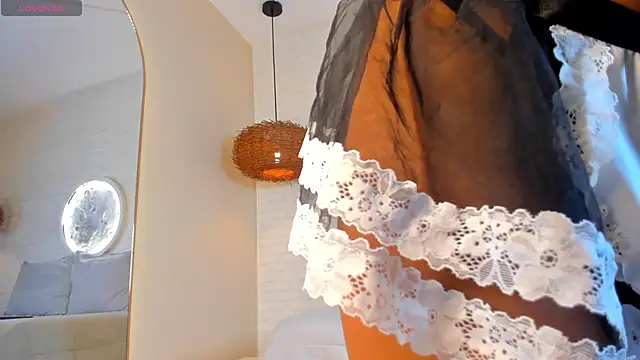 Elise Diamond online show from 10/11/25, 04:13