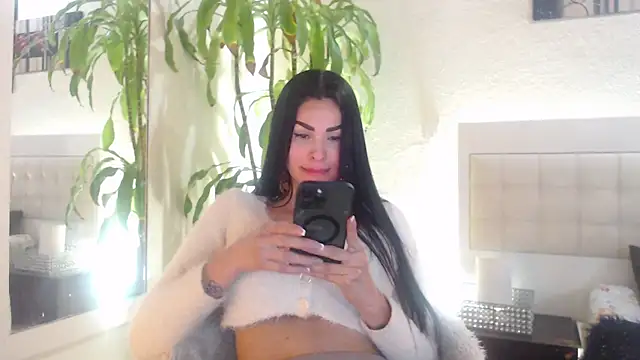  Pamela doll online show from 11/26/25, 11:38