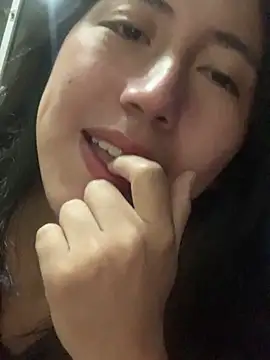 sarah12333 online show from 05/18/26, 03:28