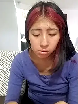 sarah12333 online show from 07/11/26, 11:05